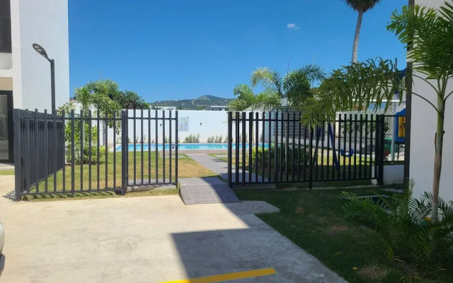 Bello con piscina