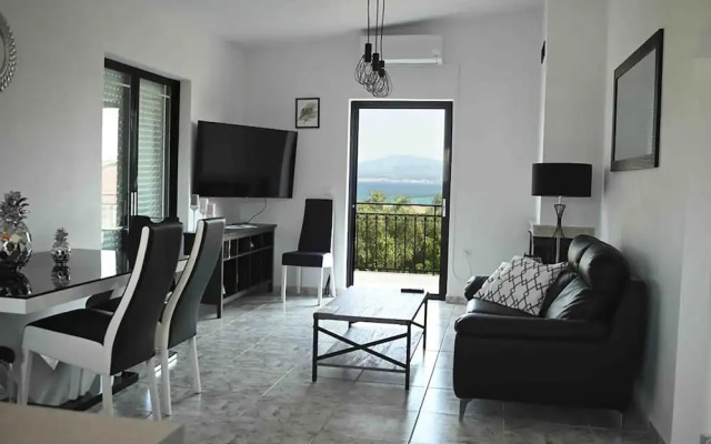 Cozy Home in Eretria