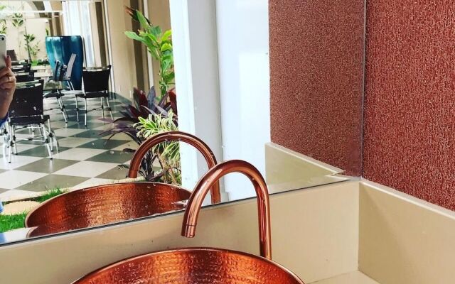 Hotel Oeste Plaza