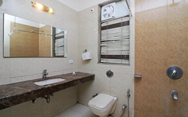 OYO 10171 Hotel Comfort Stay