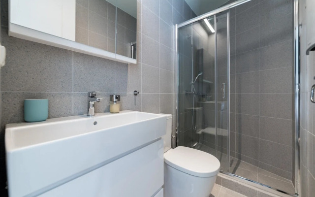 Zoia The Hill 9 Athens City Center