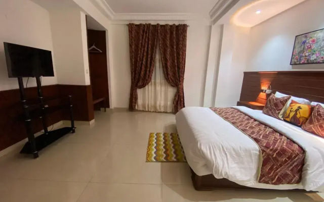 Résidence hôtelière MEDOM Palace, Bastos