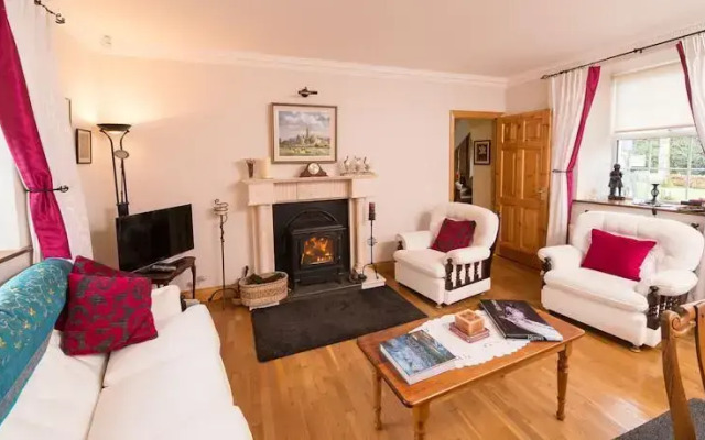 Gorteen Farmhouse Bed and Breakfast