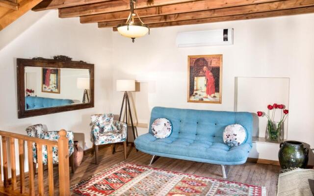 Two Stone Homes Asteria