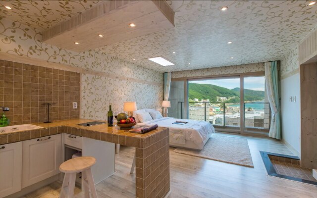 Sea and Sky Resort