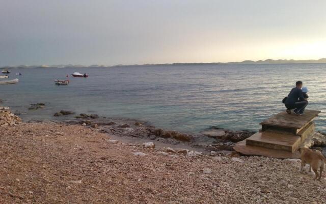 Spacious Holiday House Hana, Sleeps 12