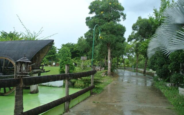 Baan Suan Resort Juree Punsuk