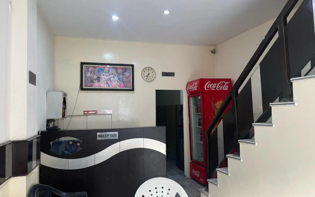 OYO 19355 Blessing Guest House