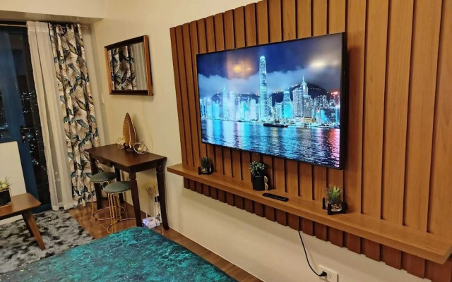 Air Residences-Modern studio w/ City skyline view