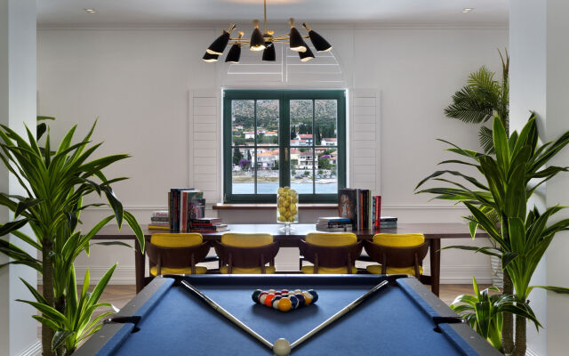 Hotel Brown Beach House & Spa