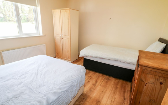 Bridgetown Cottage