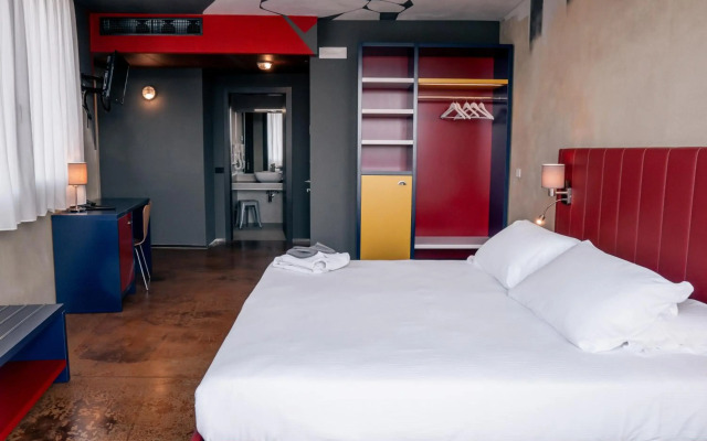 K Modern Hotel