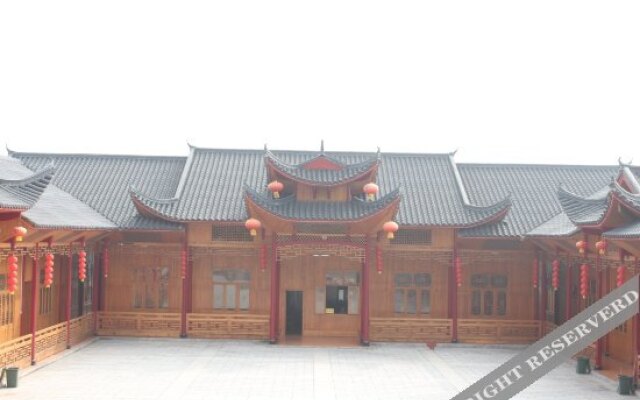 Xinnong Court Hotel