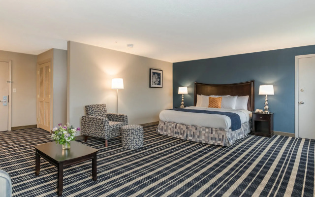 Rockport Inn And Suites