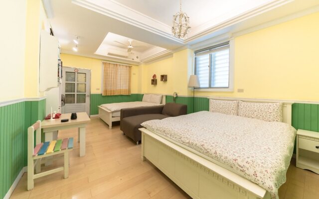 Flower Guest House