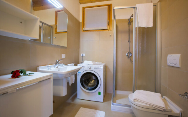 Paradiso del Lago T4