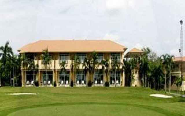 Burapha Golf And Resort