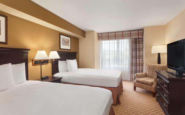 Country Inn & Suites by Radisson, Ontario at Ontario Mills, CA