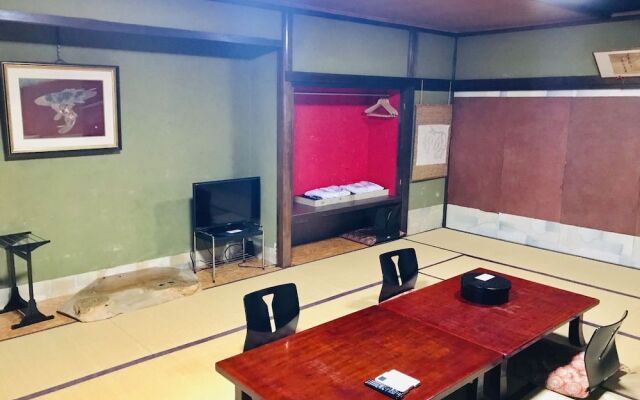 Sinbashi Ryokan