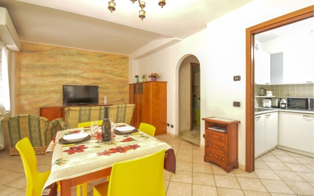 Nice Apartment in Sanremo With Wifi and 2 Bedrooms