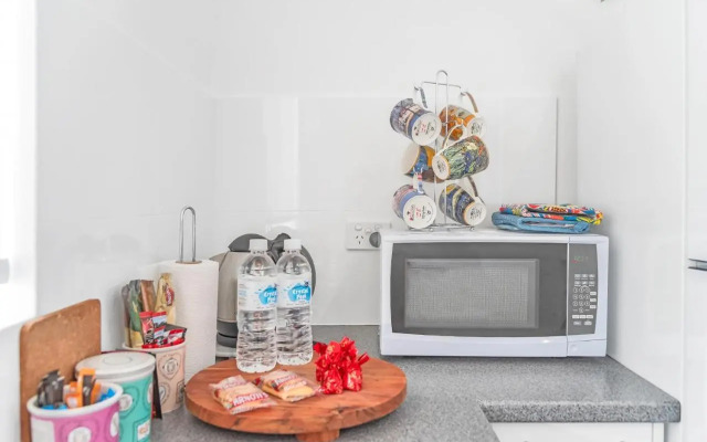 Studio 11 Mandurah Marina