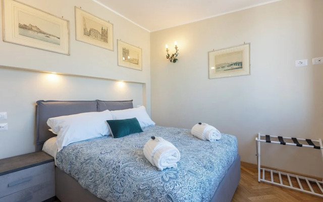 Rental in Rome Ceaser Penthouse