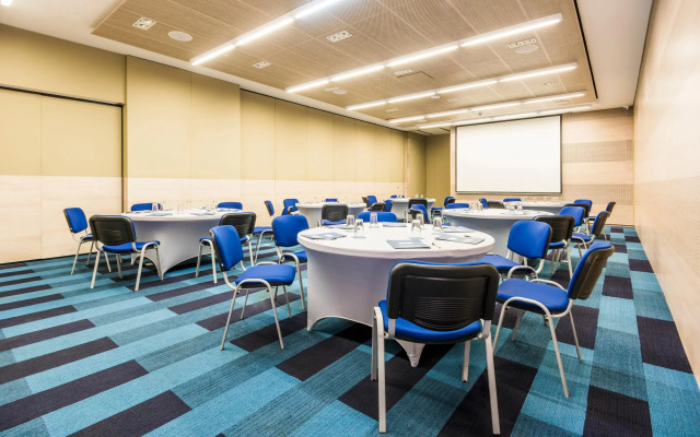 Cosmos Pacifico Hotel