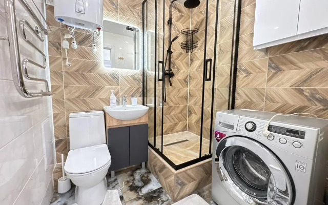 Апартаменты на проспекте Универсиады 16