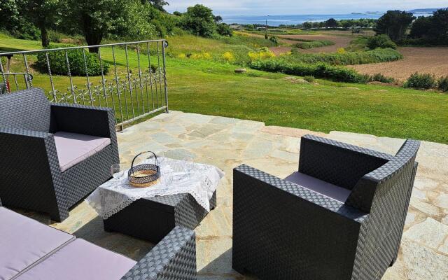 Breton granite stone house with fantastic sea views
