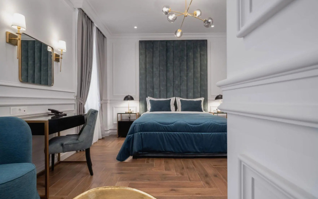 Praxitelous Luxury Suites