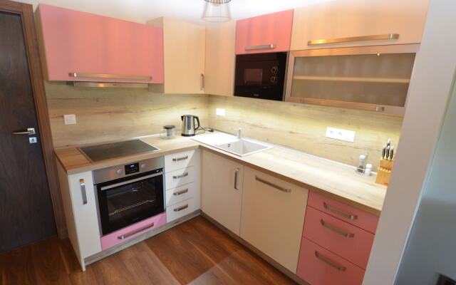 Lovely Apartment With Sauna, Pool,ski Boot Heaters,whirlpool
