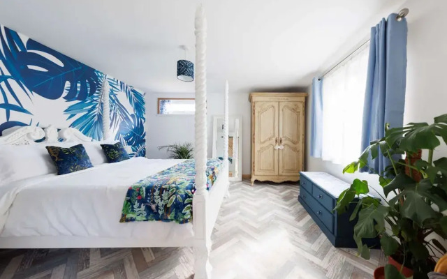 Cosy Cabin Retreat Close to Beaches