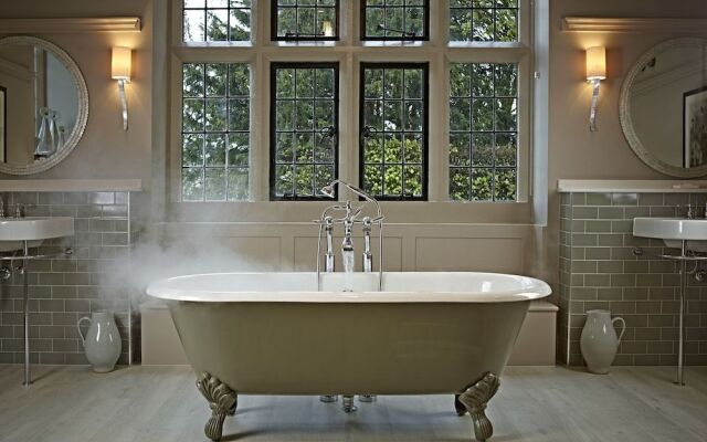 Foxhill Manor