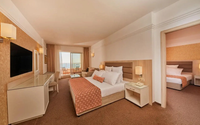 Dreams Sunny Beach Resort & Spa