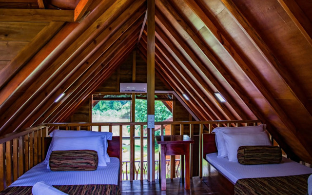 Kandy Cabana Eco Resort