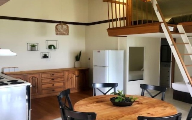 Montville Holiday Apartments