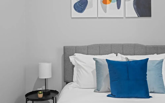 Apartments in Pittsburgh's Cultural District by Frontdesk
