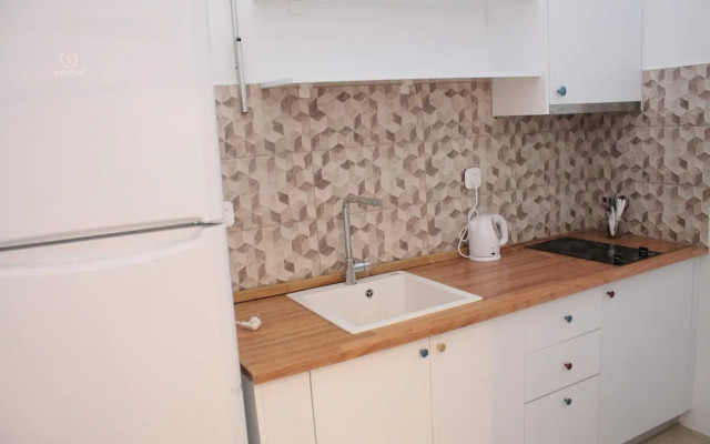 Assyr C - Santorini Cozy Retreat