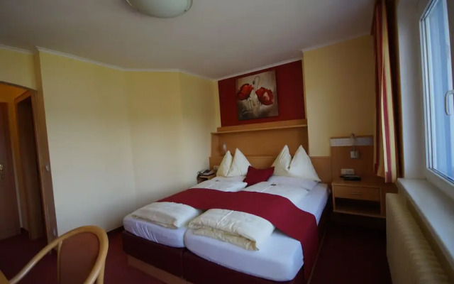 Strandhotel Schabus
