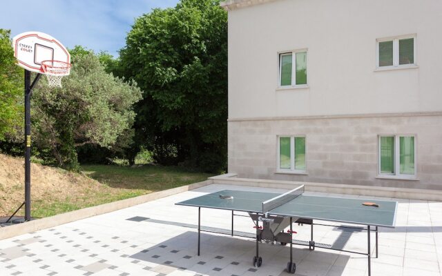 Hedera Estate, Villa Hedera X