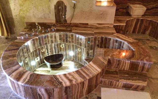 Oread Cave Suites