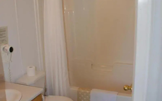 Harbourview Motel & Accommodations