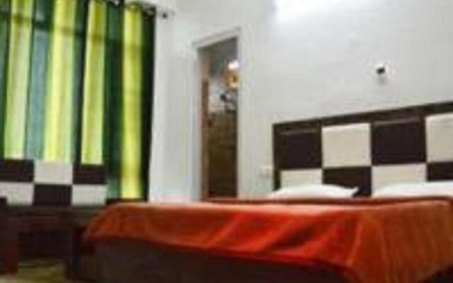 Enchantic Stay At Khajjiar By Stayapart