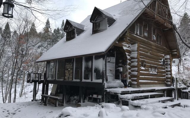 Sunnsnow Log House