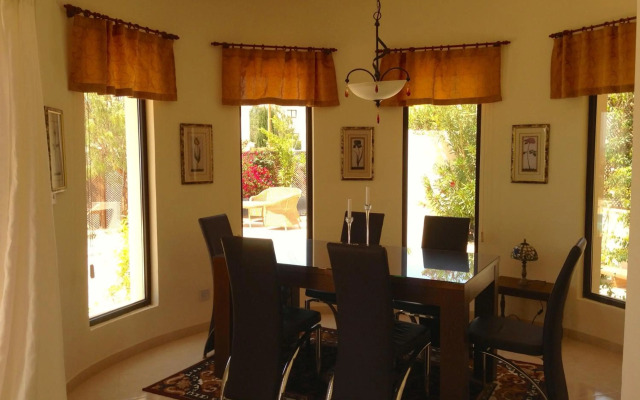 Villa Panorama - Stunning views in villa with hot tub, pool, garden