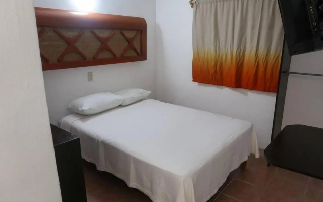 Casa Aurora #2: Private room in excellent location