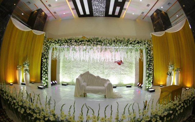 Hotel Lance International