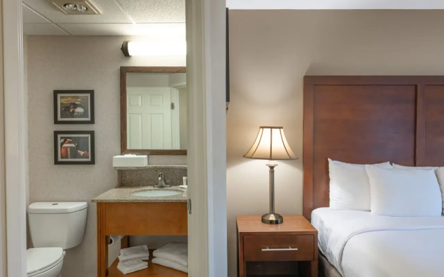 MainStay Suites Foxboro – Mansfield