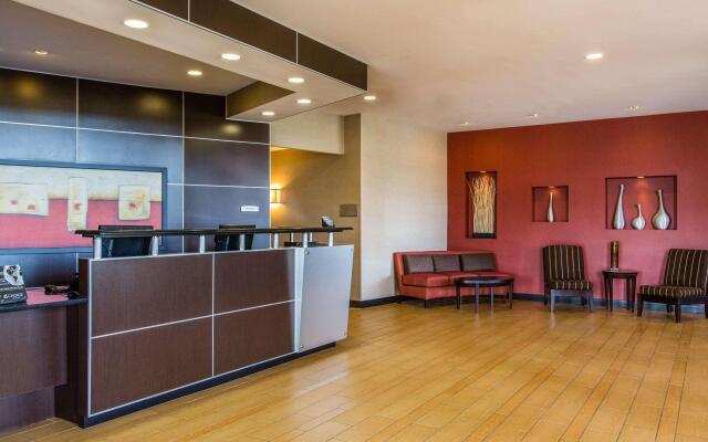 Cambria Hotel Minneapolis Maple Grove