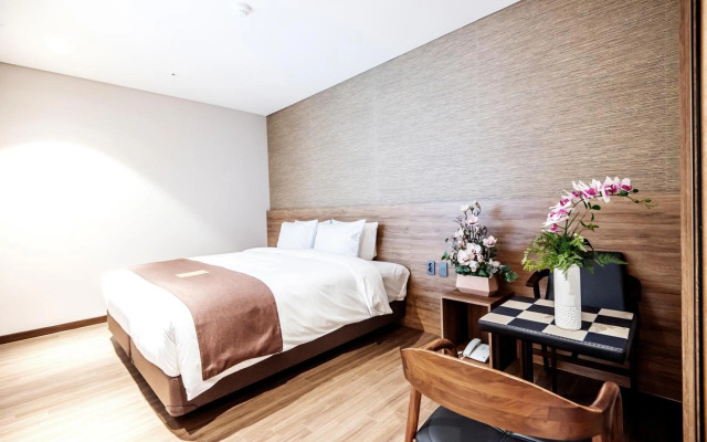 Hotel Intrada Icheon